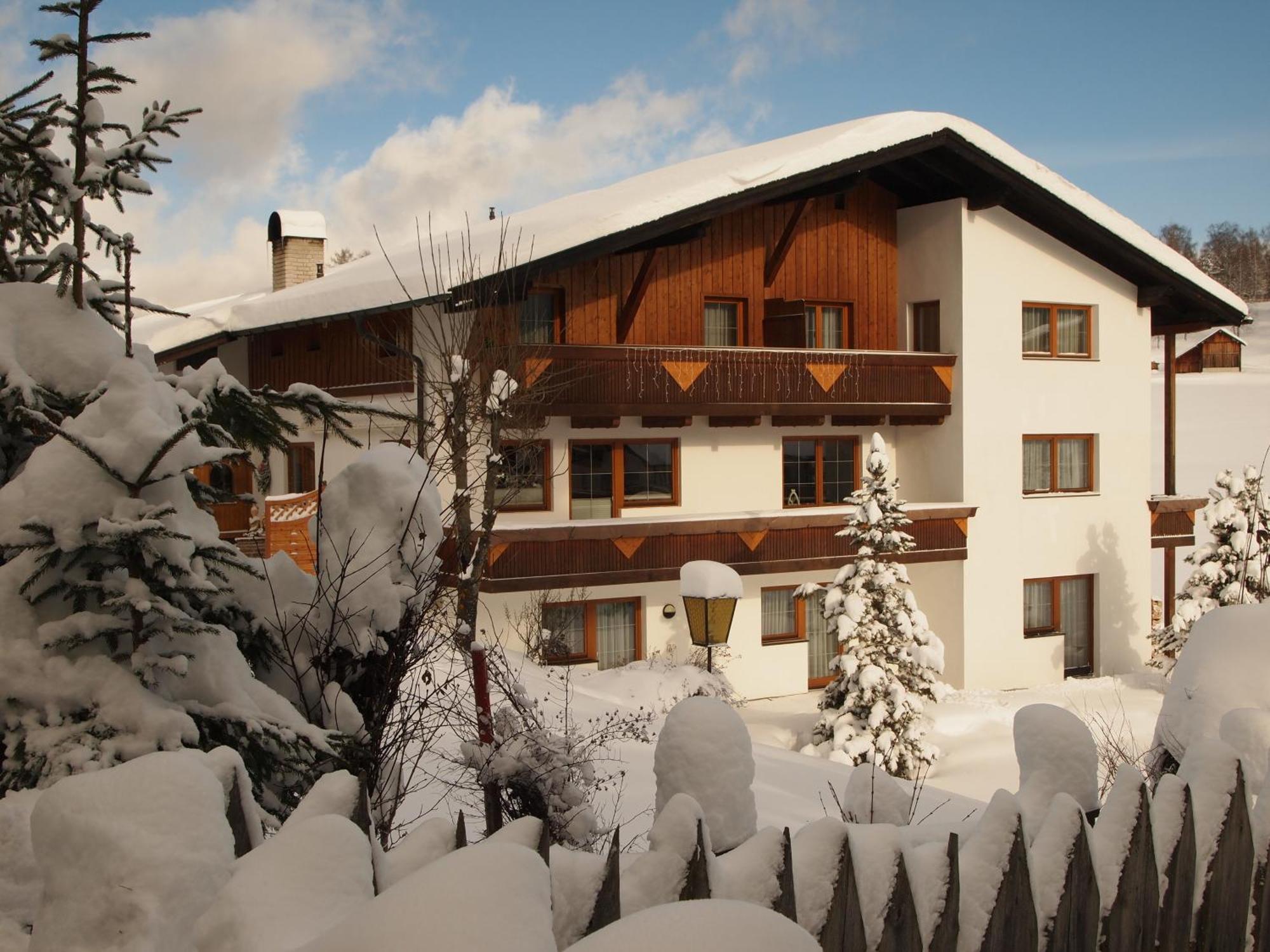 Gaestehaus Manuela - Familie Rantner Seefeld in Tirol Eksteriør bilde